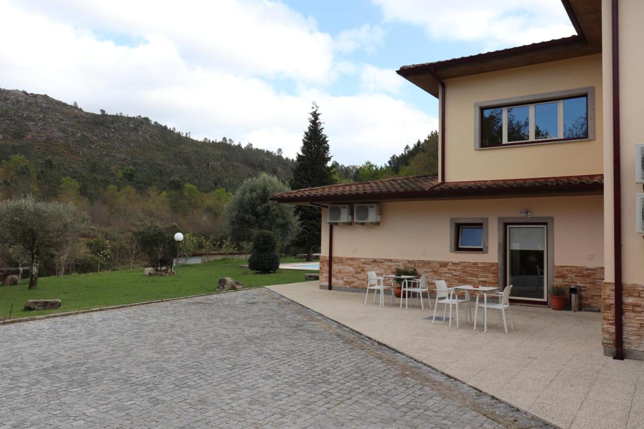 Outeiro Do Moinho Bed & Breakfast Campo do Geres Exterior photo